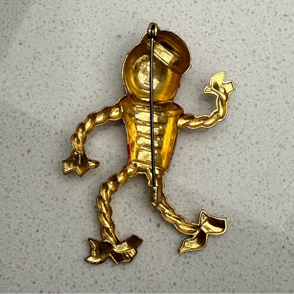 Vintage 1940s Bellboy Brooch Pin Bellhop Bellman Porter RARE - Picture 4 of 8